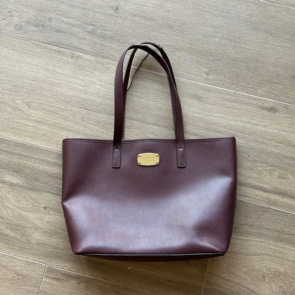 Michael kors tote